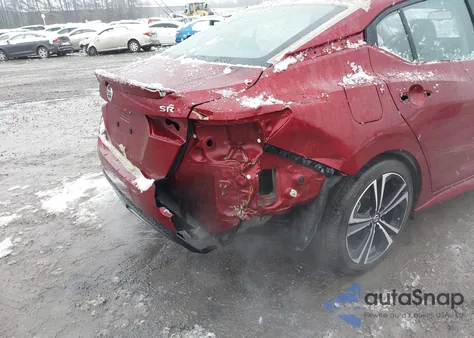 2021 Nissan Sentra Sr Xtronic Cvt z USA, uszkodzony, nr VIN 3N1AB8DV8MY302346